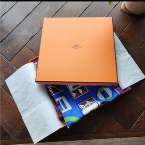 Hermès Scarf